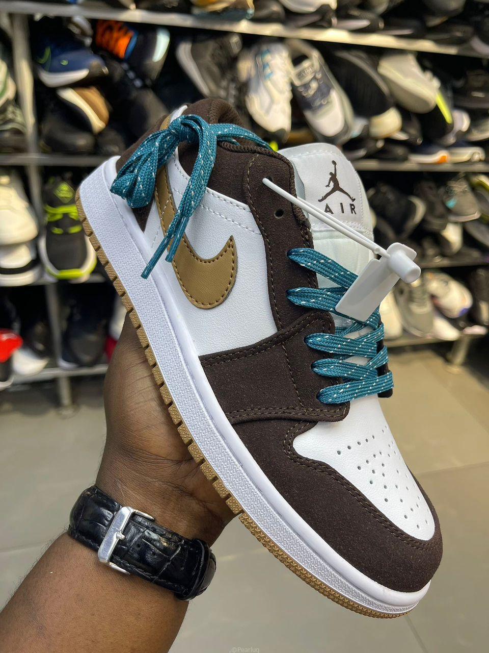 Sneakers