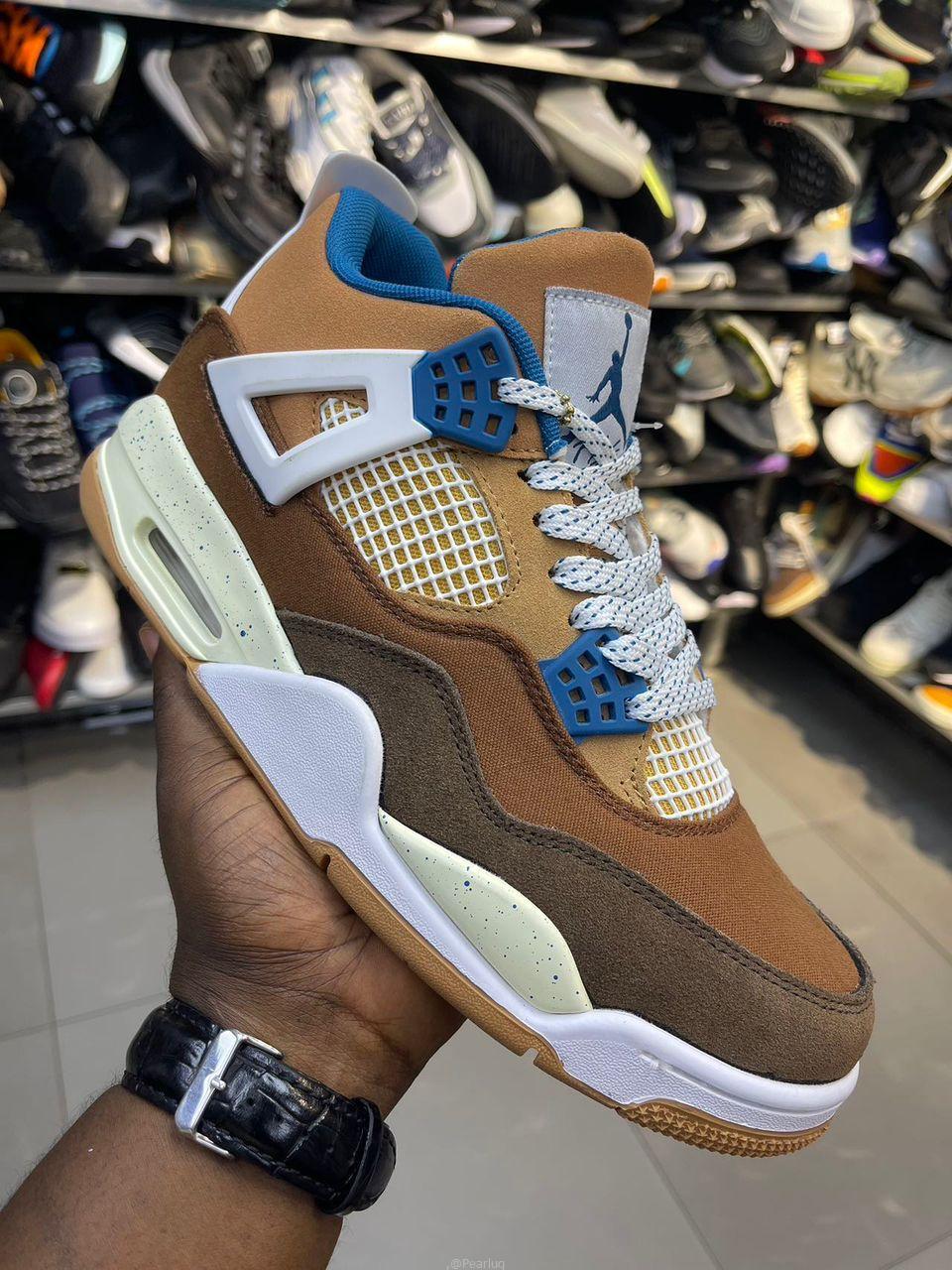 Sneakers