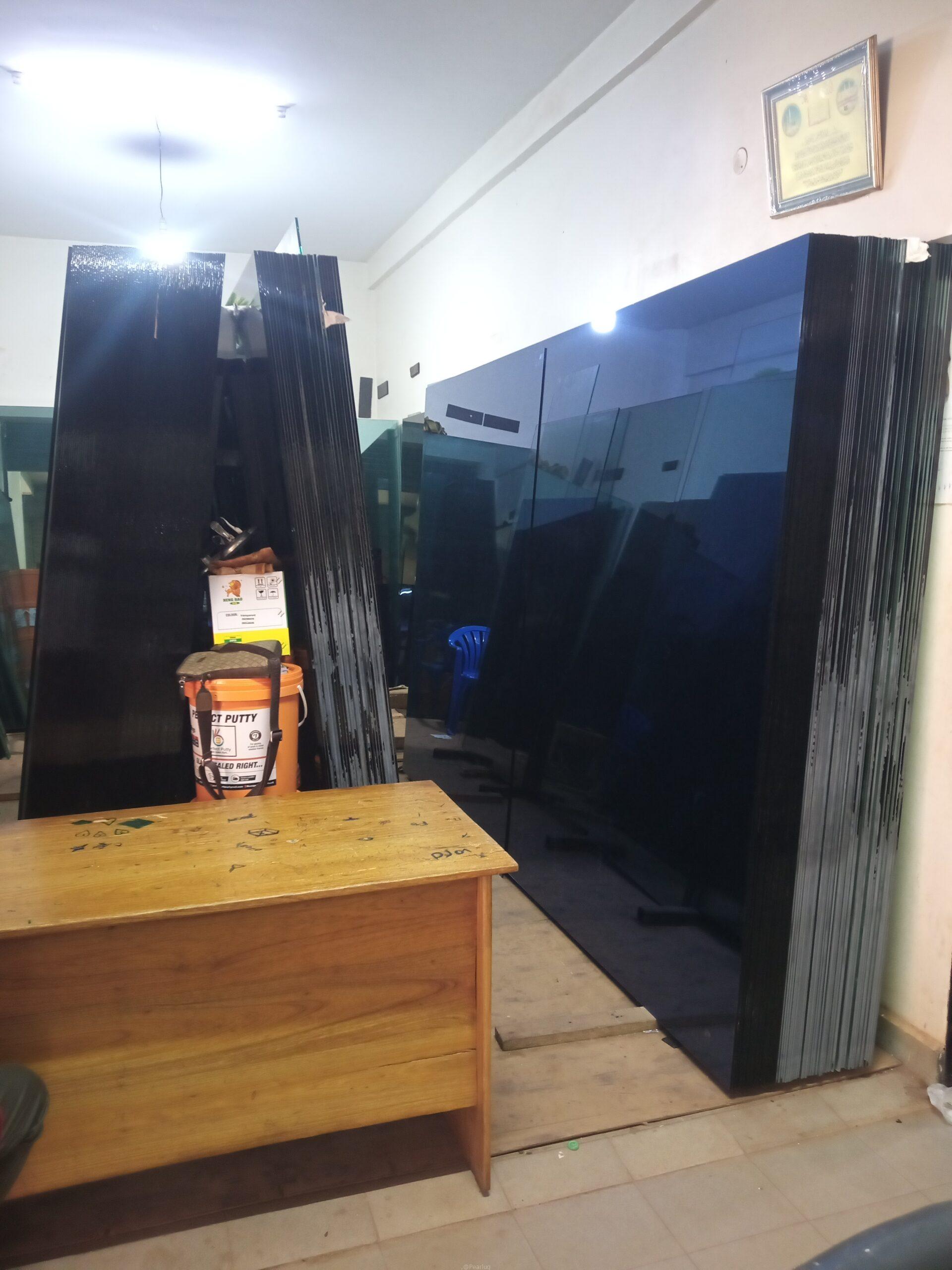 Glasses for windows and doors