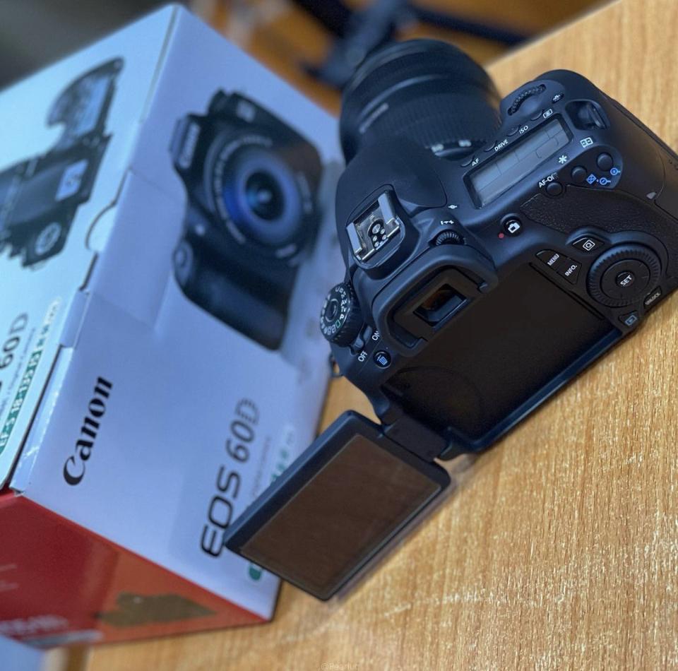 Canon 60D with 18-135mm Lens