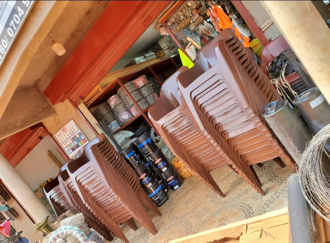 Plastic Sofar Chairs