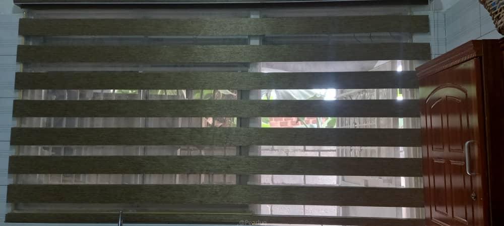 OFFICE WINDOW BLINDS