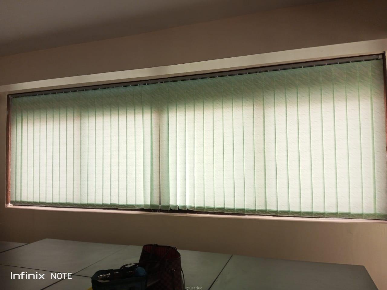 VERTICAL BLINDS