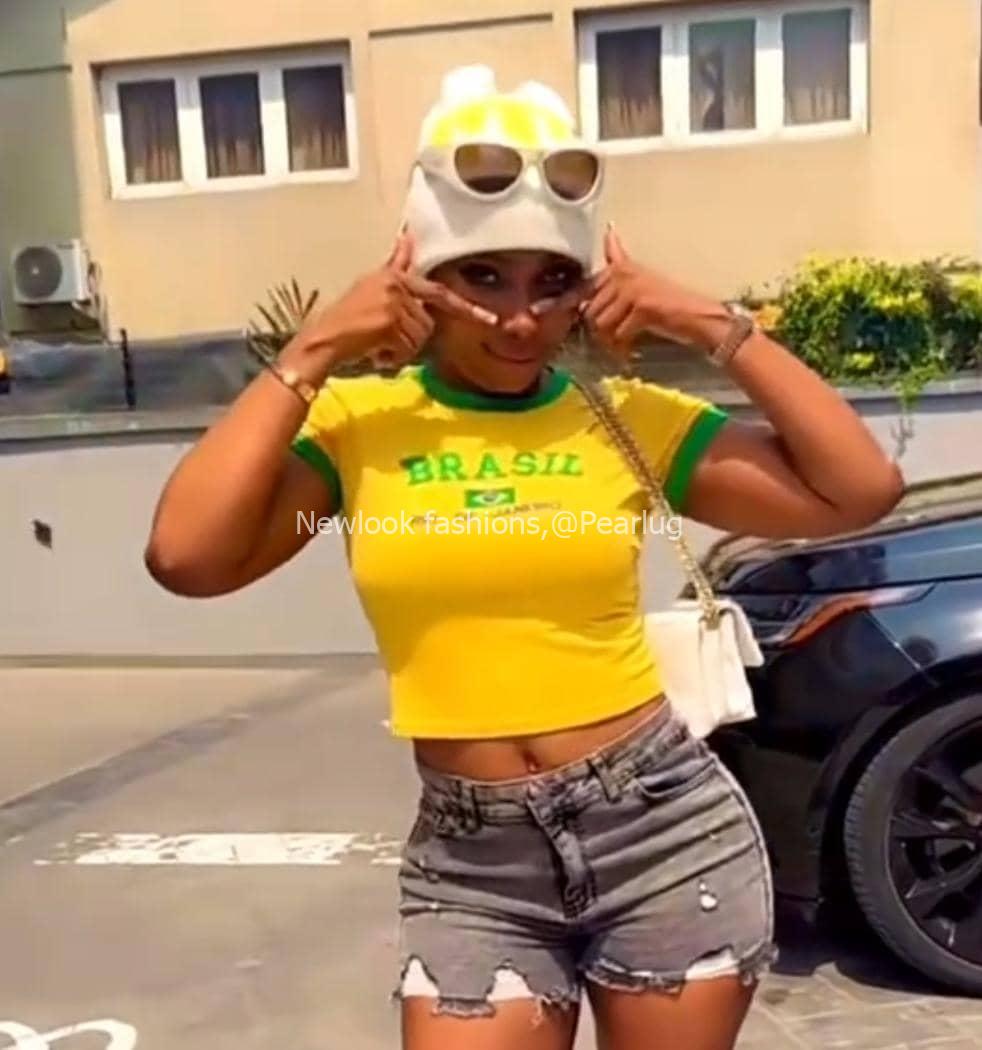 Ladies tops