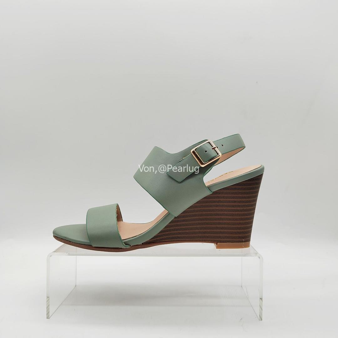 Wadges for ladies (shoes)