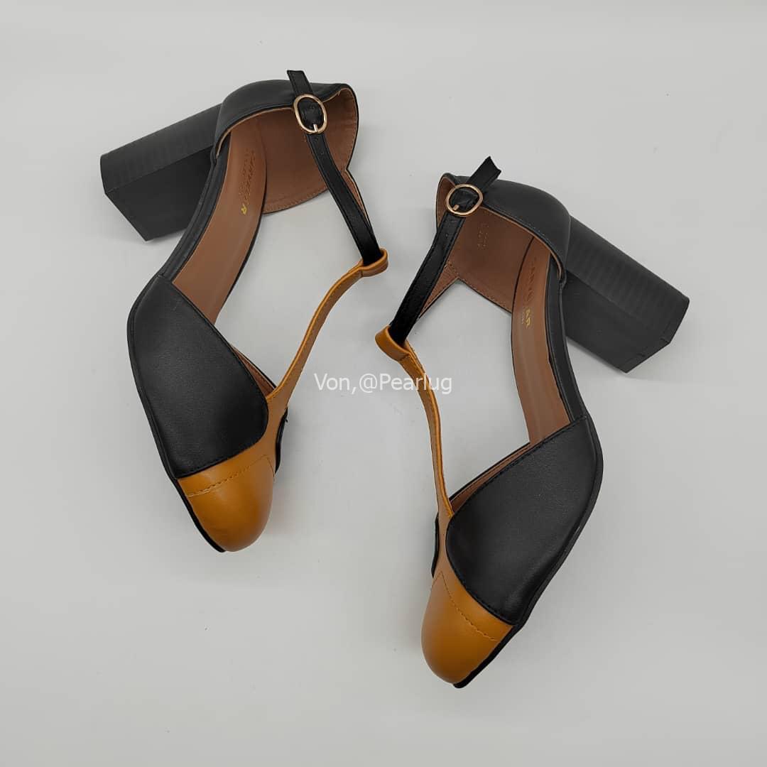 Ladies shoes
