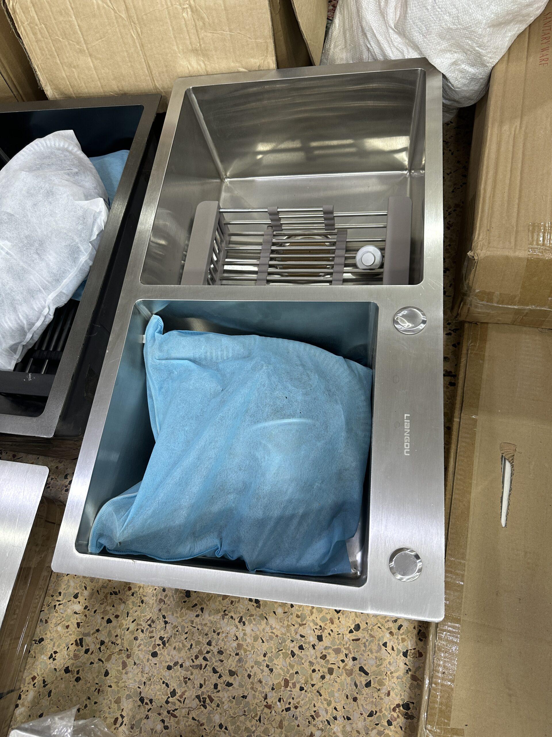 Kitchen sink