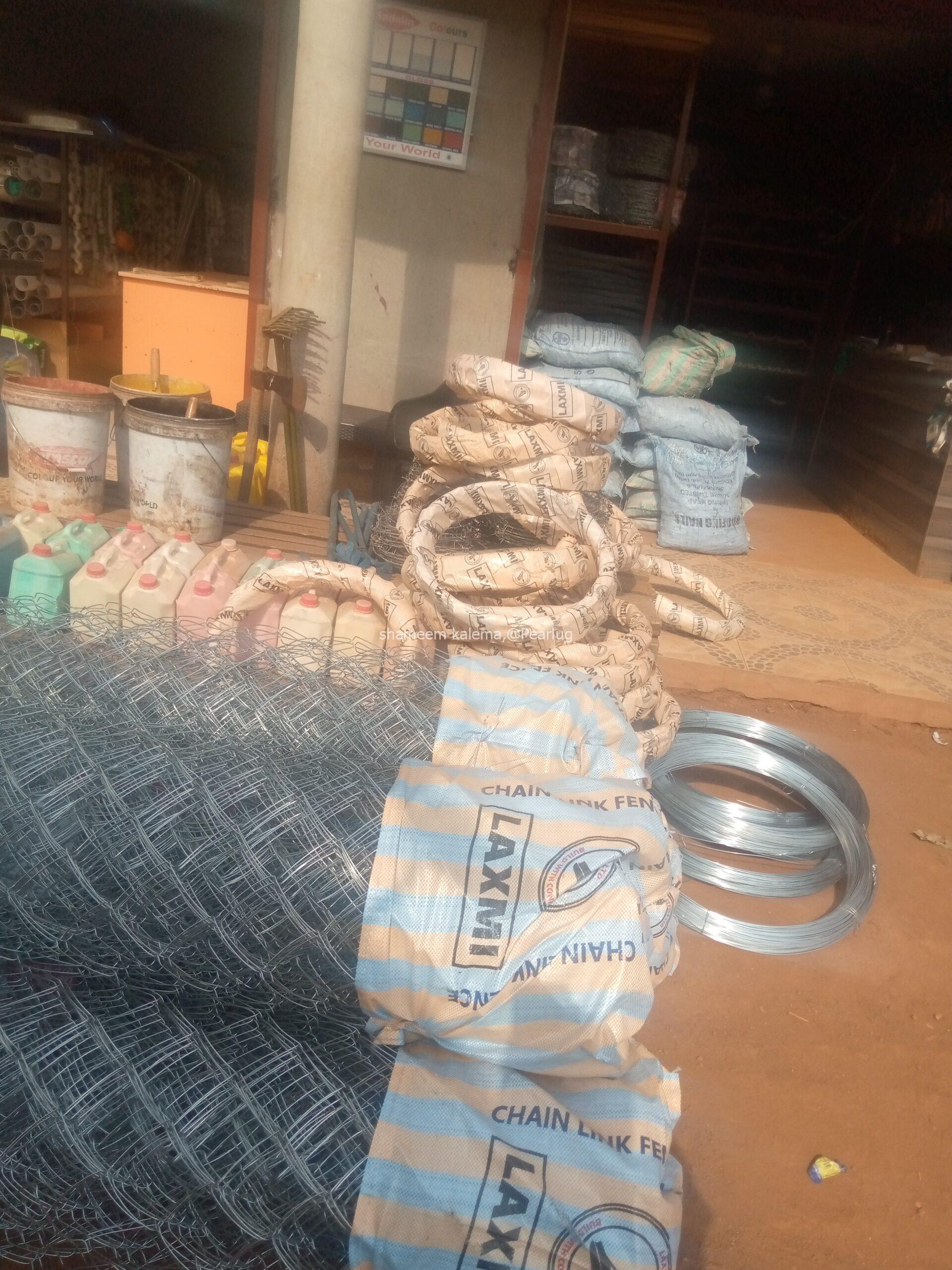 Chain links