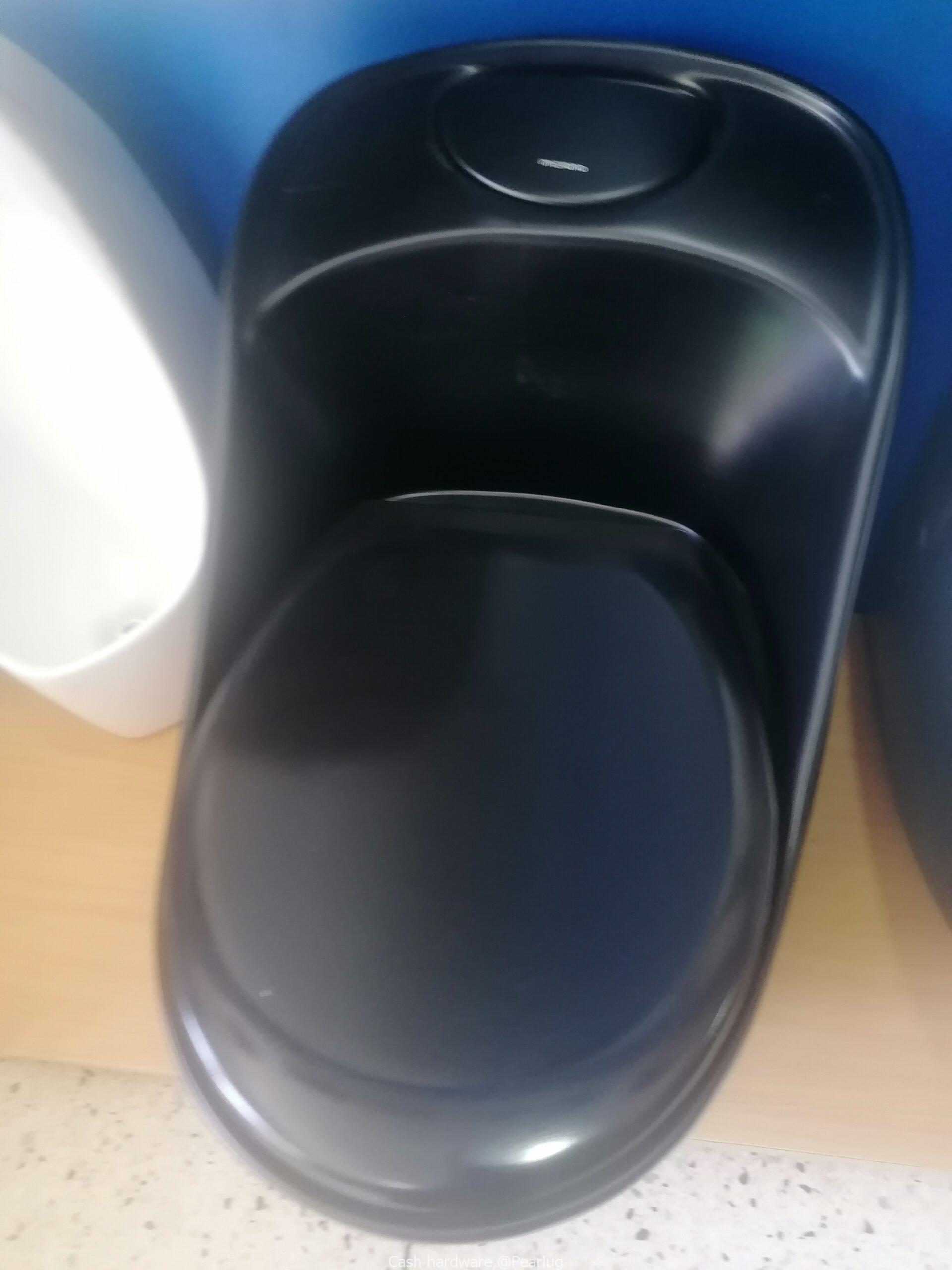 Sitting toilets