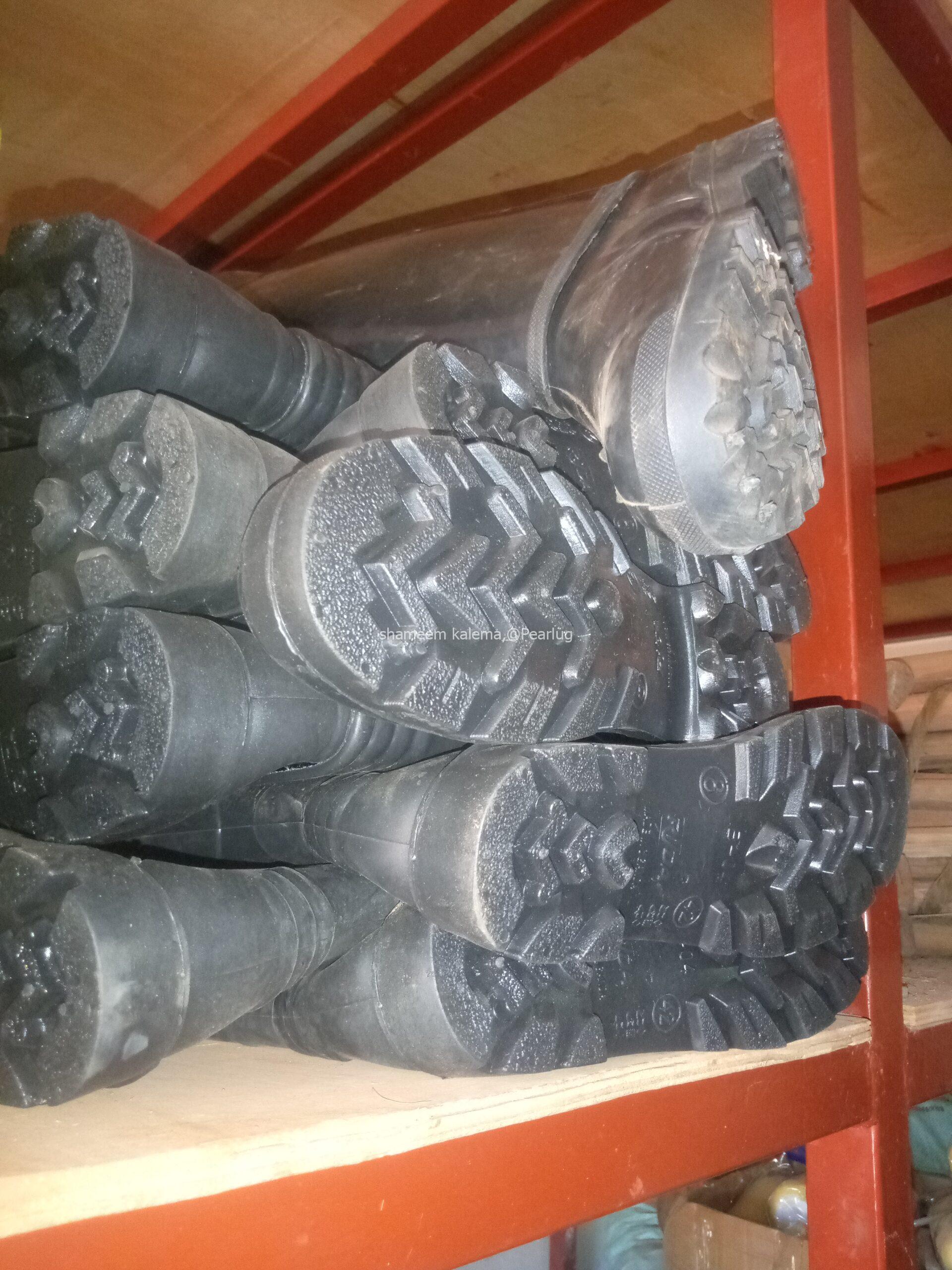 Gum boots