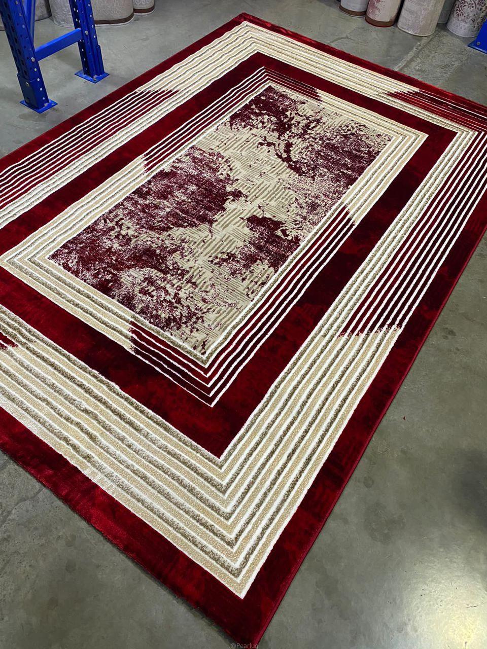 CENTRE CARPET