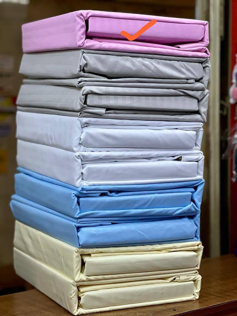 6pcs bedsheet cotton 6*6 1bedsheet its fitted, 1flat bedsheet, 4pillowcases