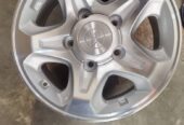 Land cruiser rim size 16