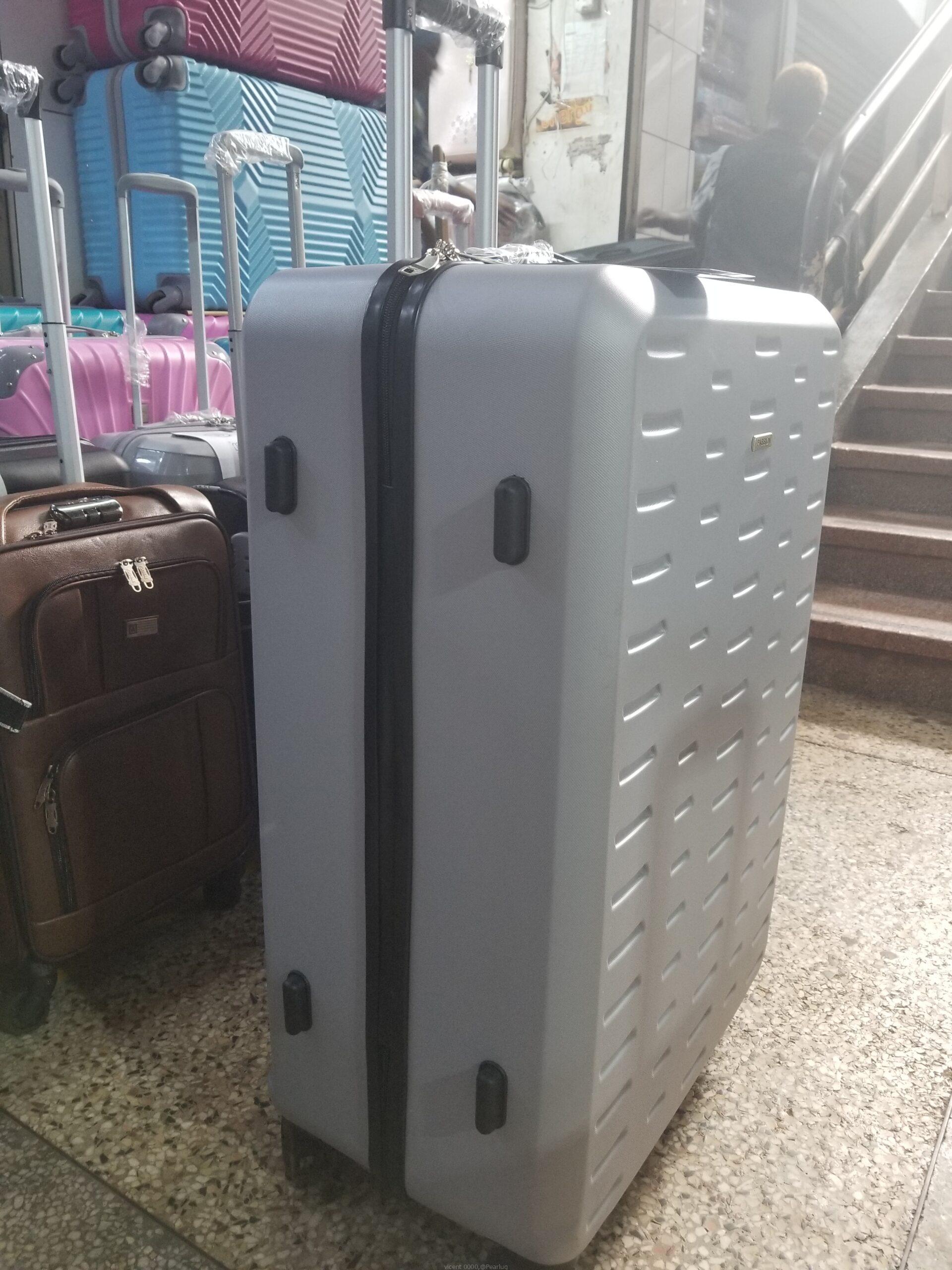 Original plastic suite case large size