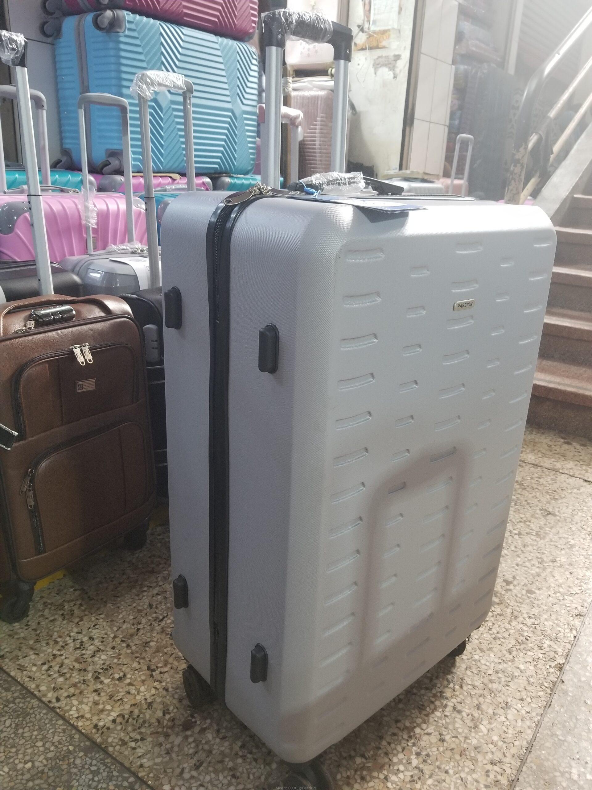 Original plastic suite case large size