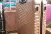 Plastic suite case large size
