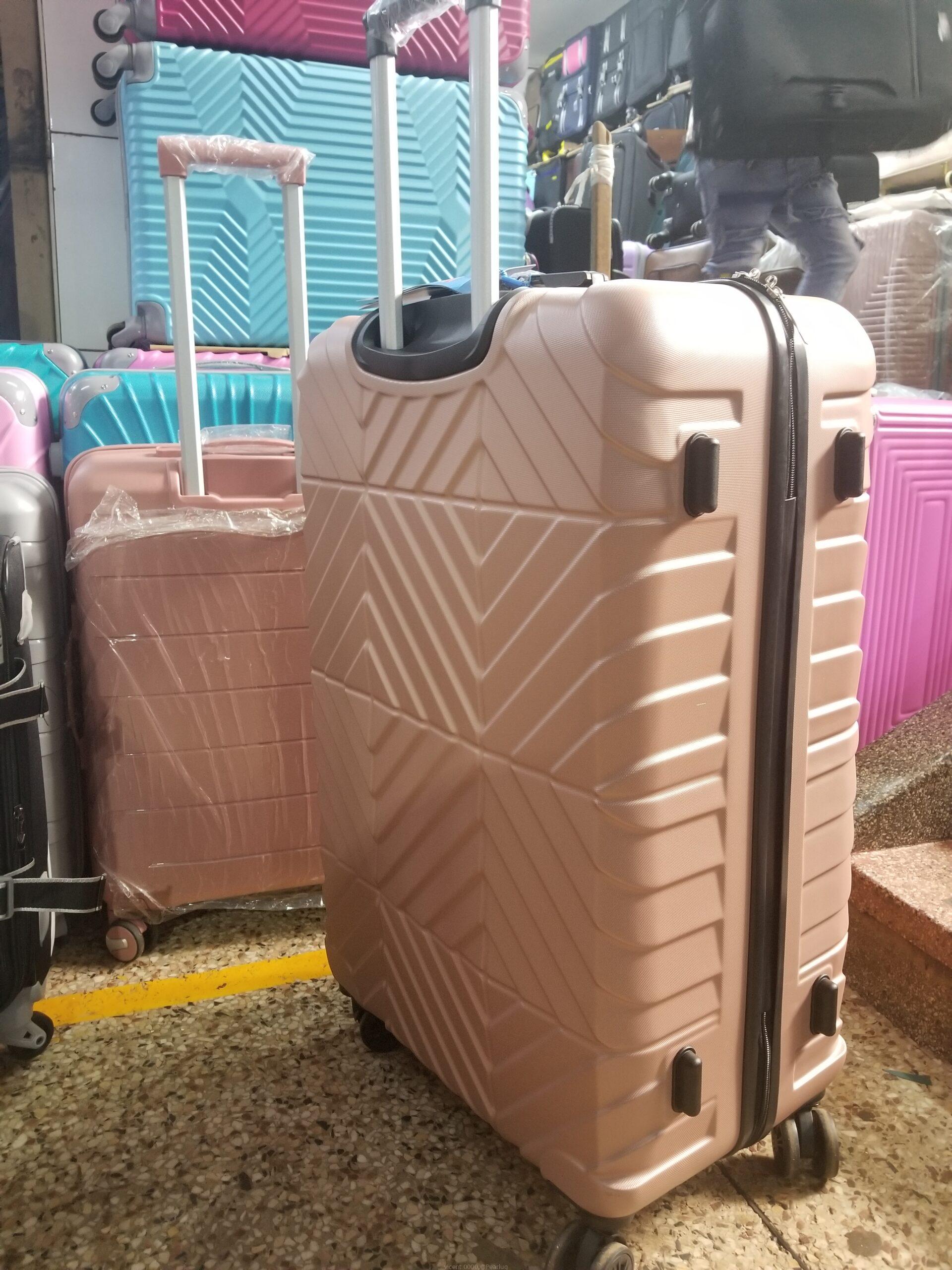 Plastic suite case large size
