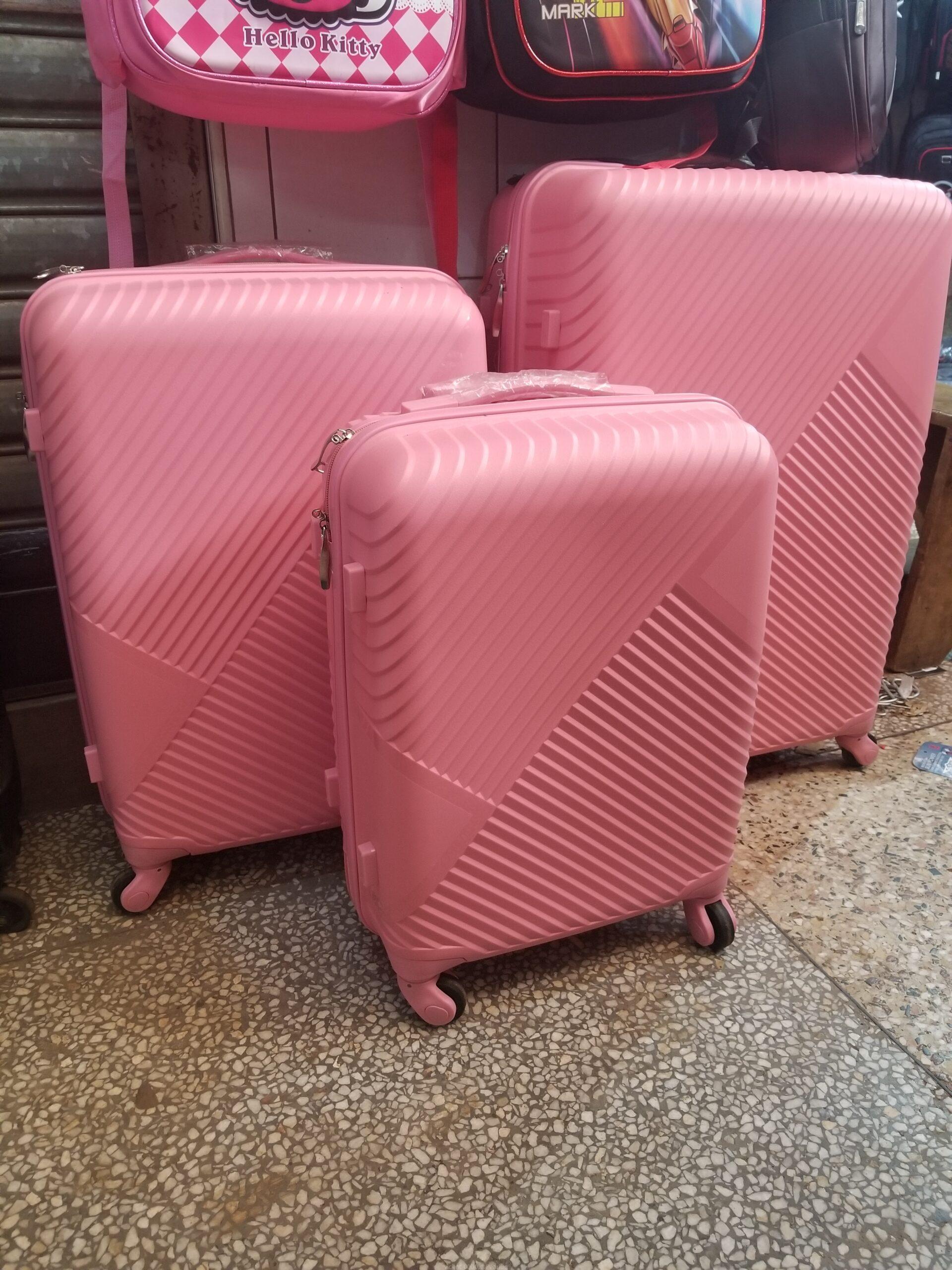 Plastic bridal suite cases (set)