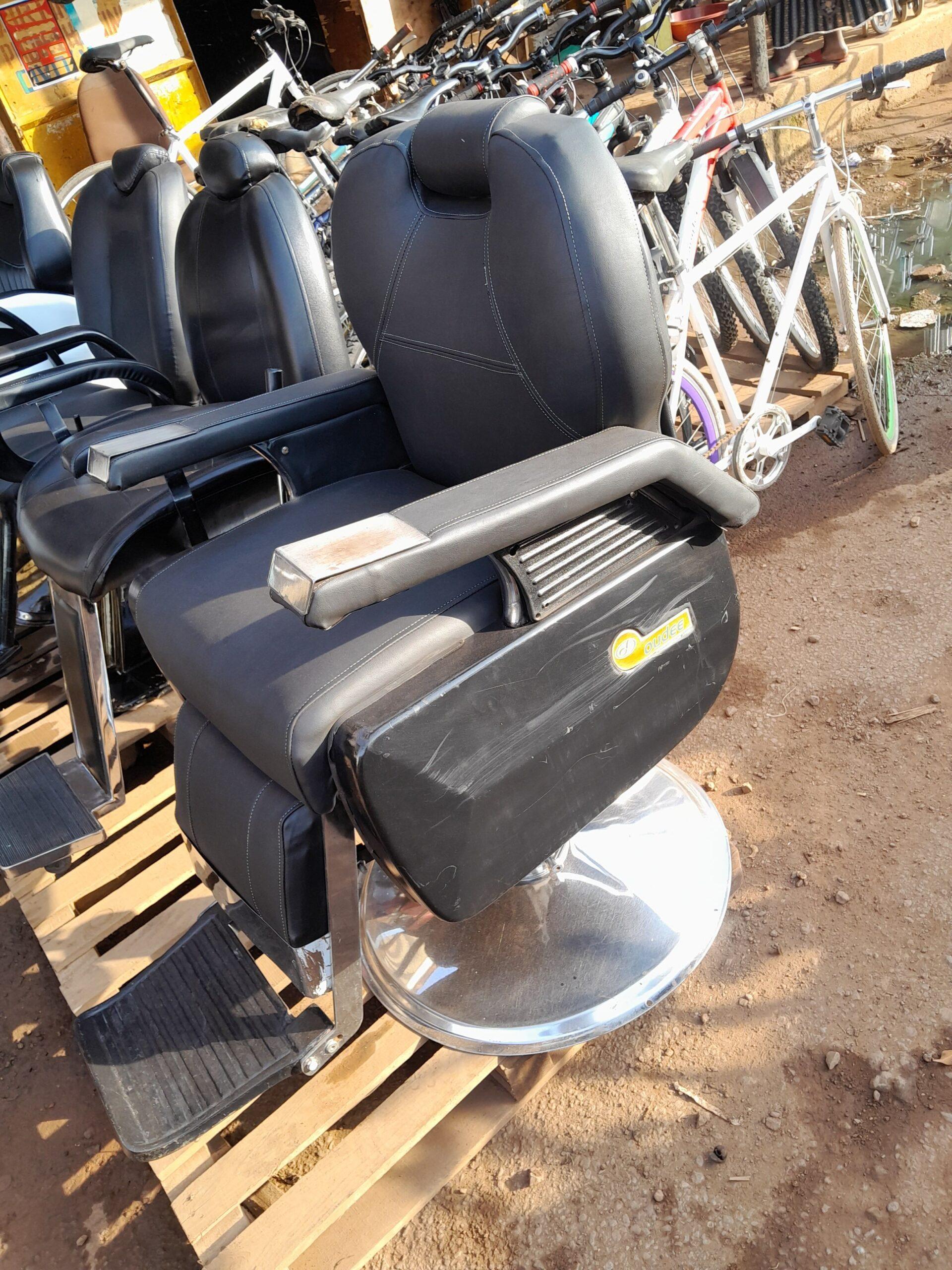 Barber chair