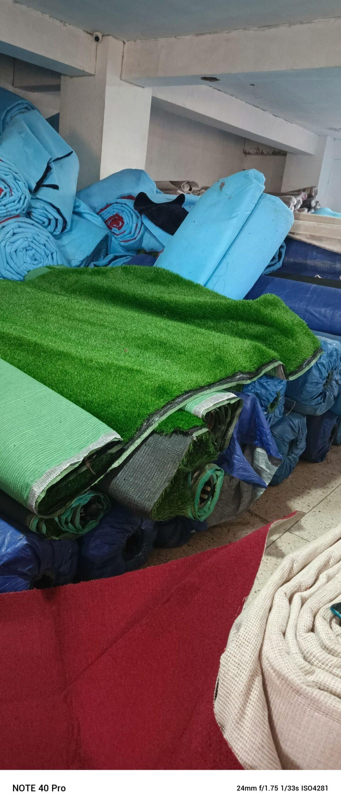 GREEN CARPET