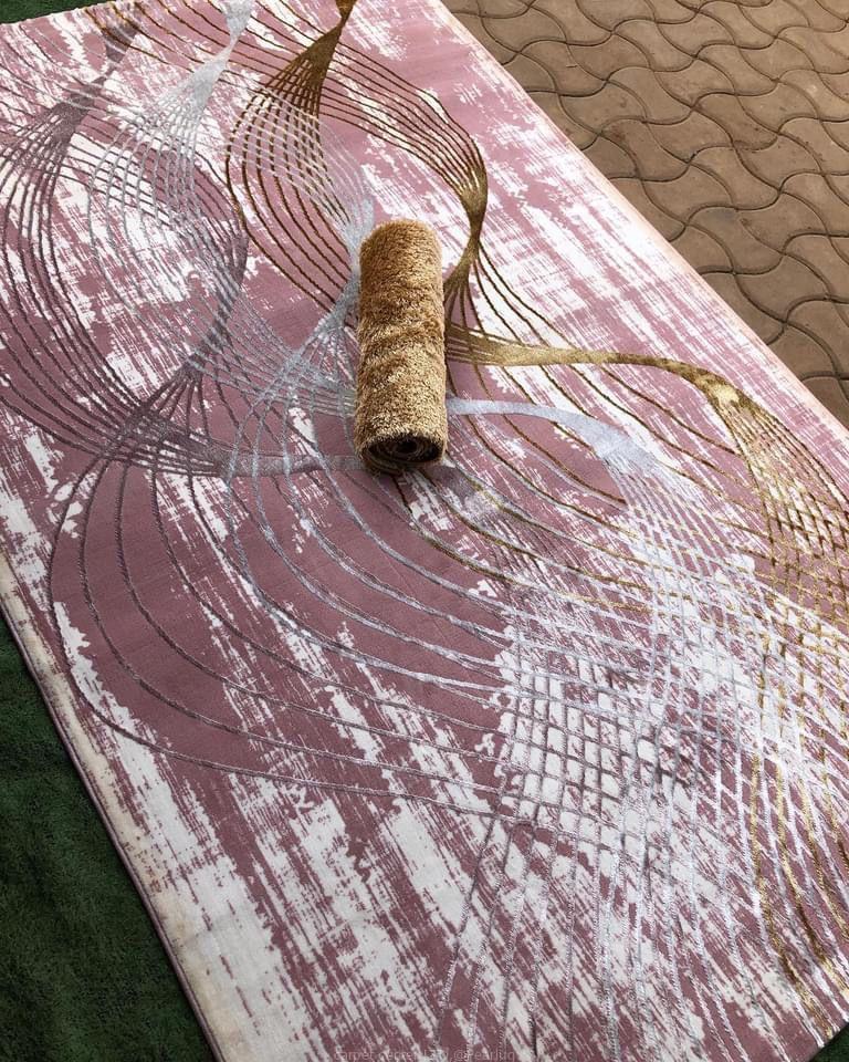 Center Carpets