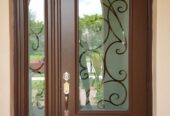 Door maindoor