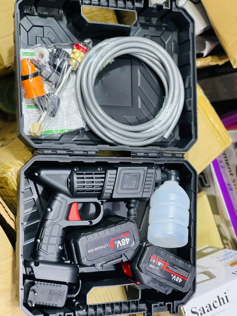 Rechargeable carwasher gun