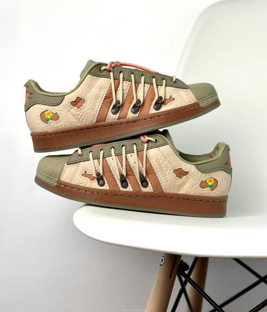 Original sneakers