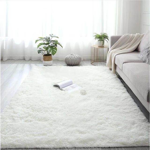 Fluffy cream carpet