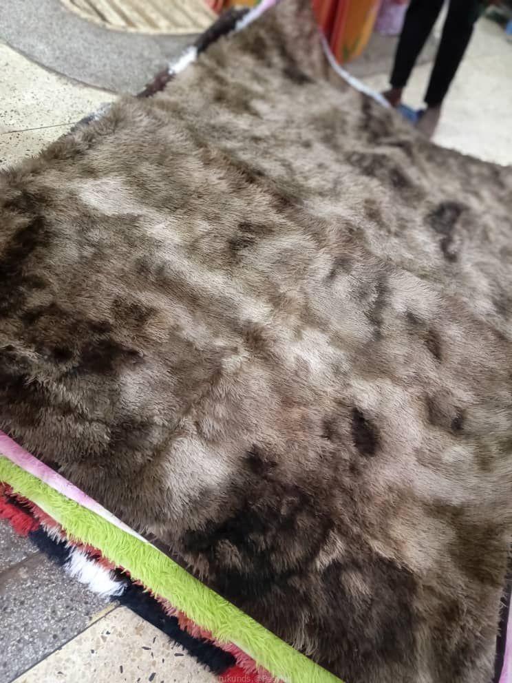 Center carpets