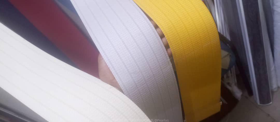 Vertical office blind