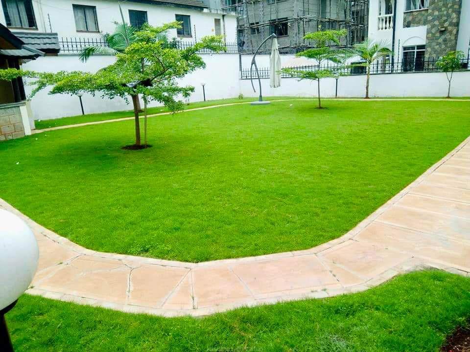 Artificial turf grass carpet