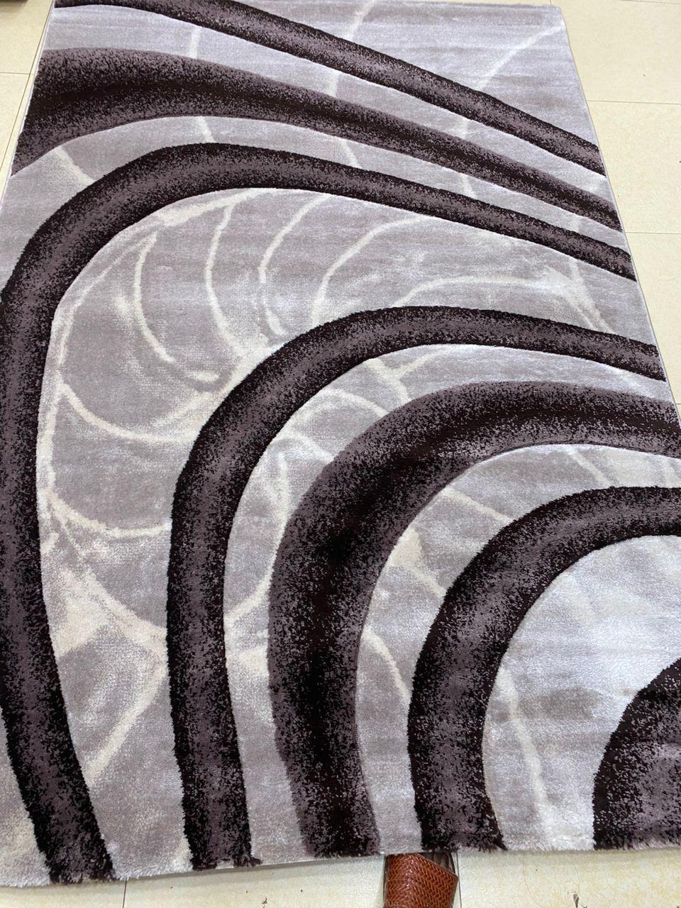 Center Carpets