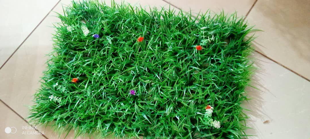 Artificial wall flowers