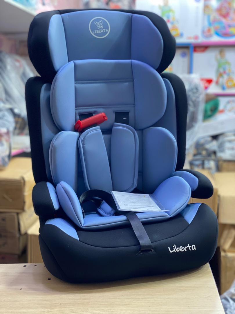 Car sitter for kids