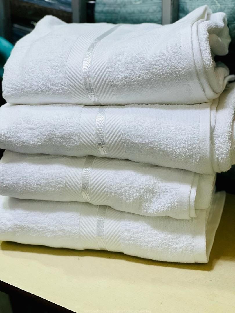 Cotton towel large white