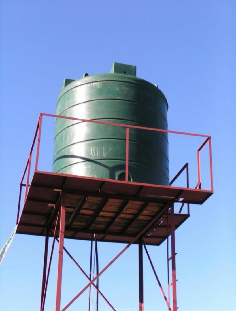 Water stand tank