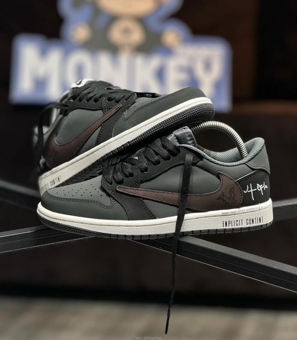 Original sneakers