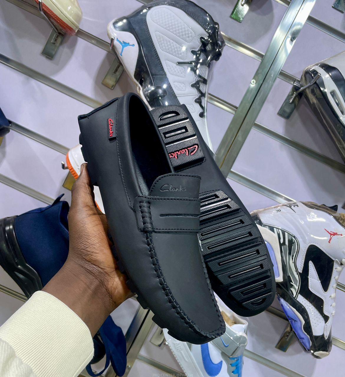 SHOES