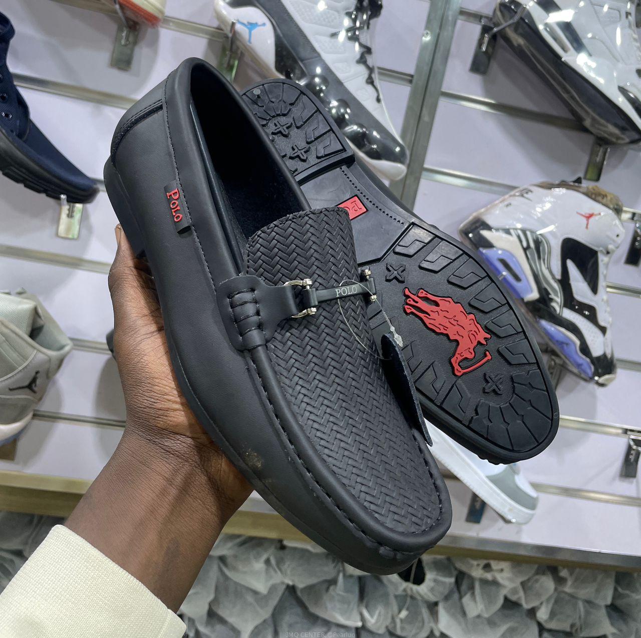 SHOES