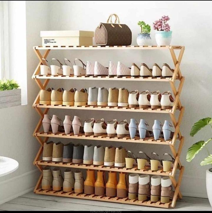 Wooden shoe rack