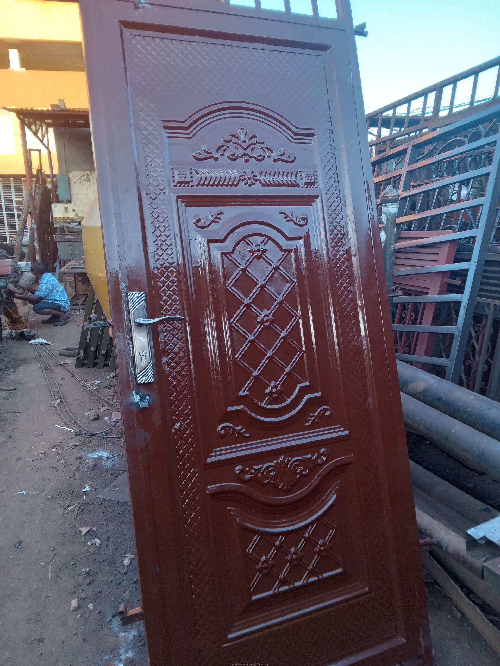 Pipes door gets windows