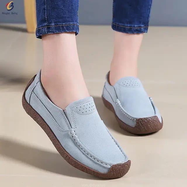 Ladies shoes