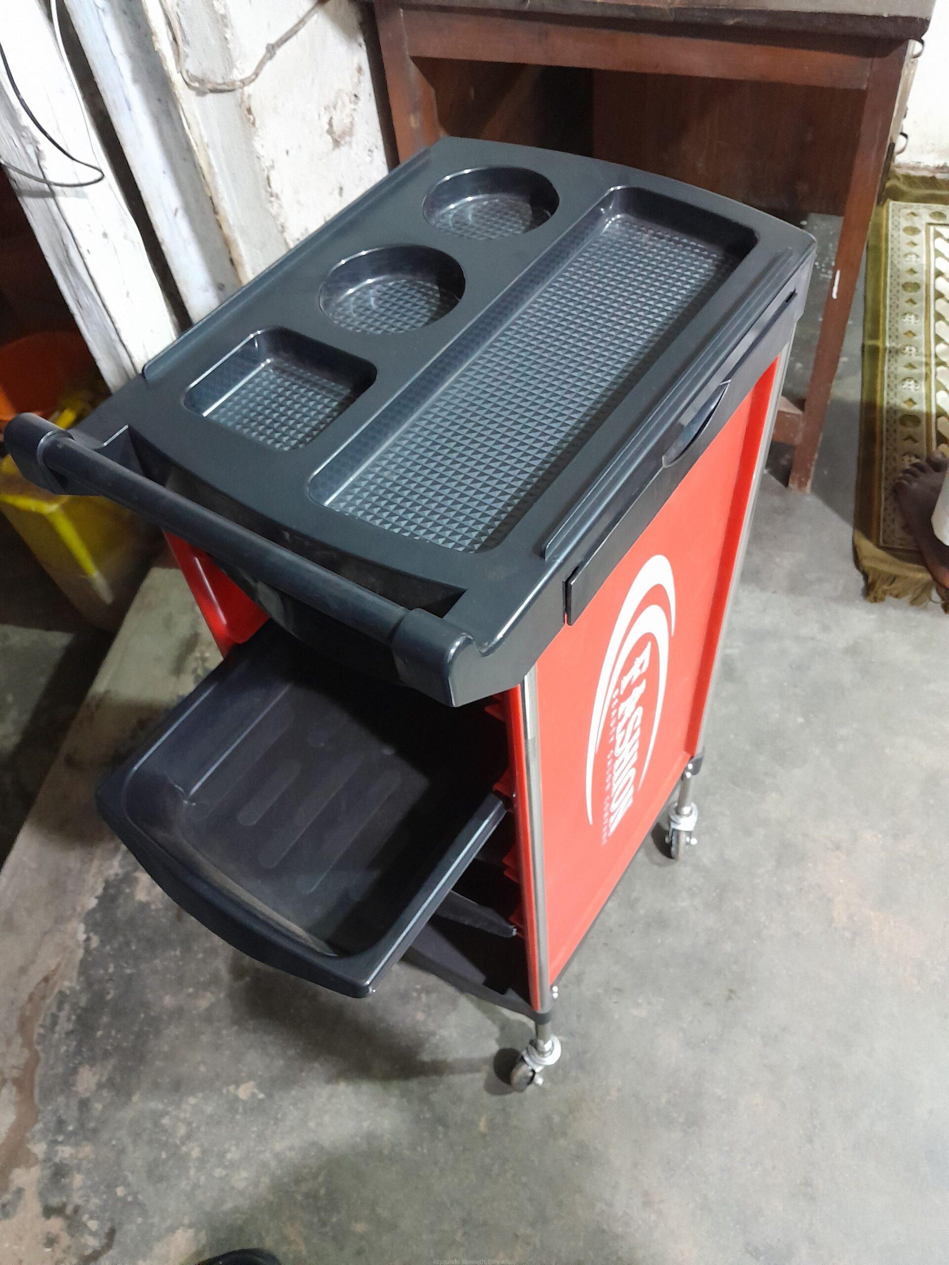 Saloon trolley