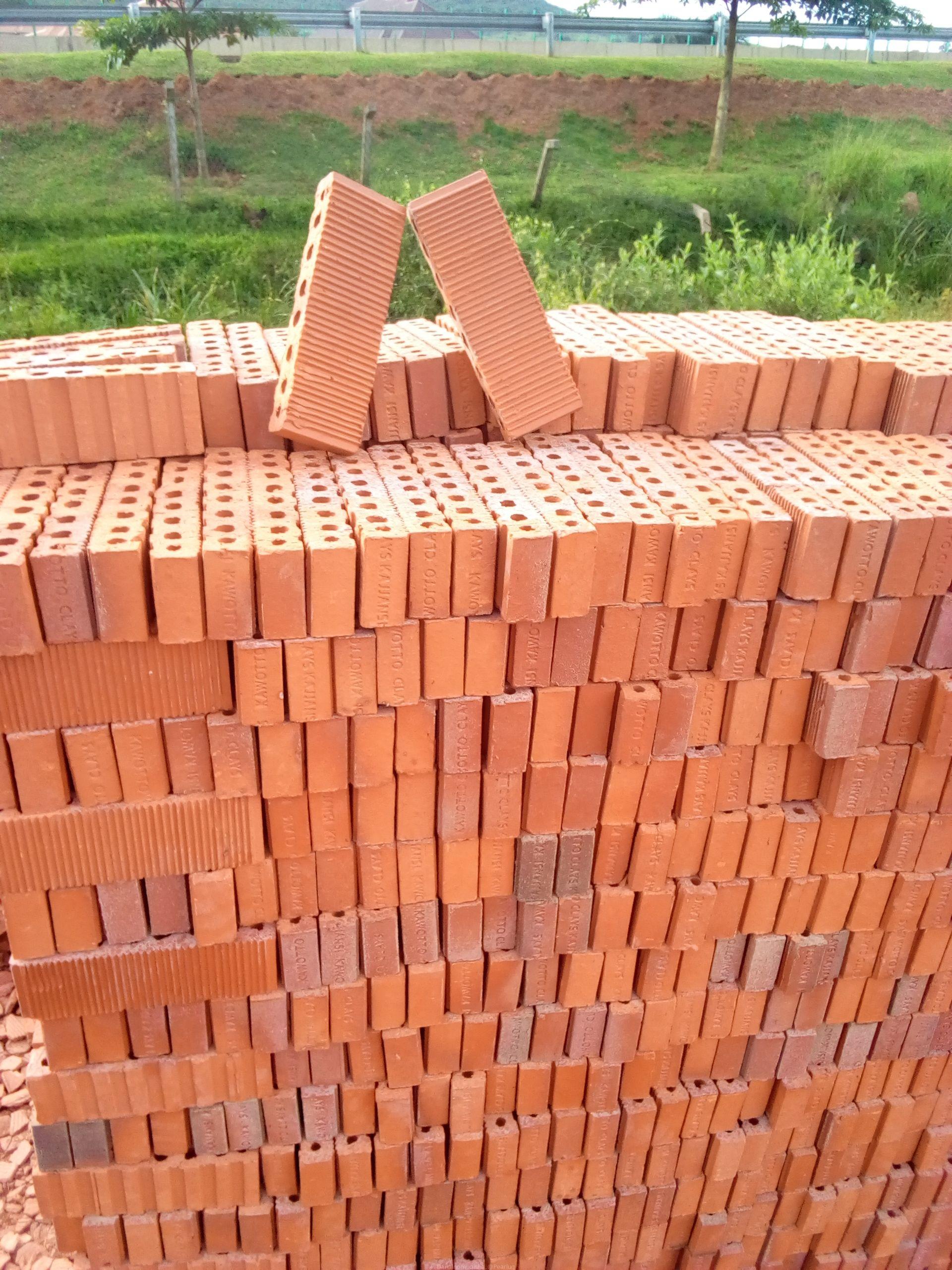 Half Bricks