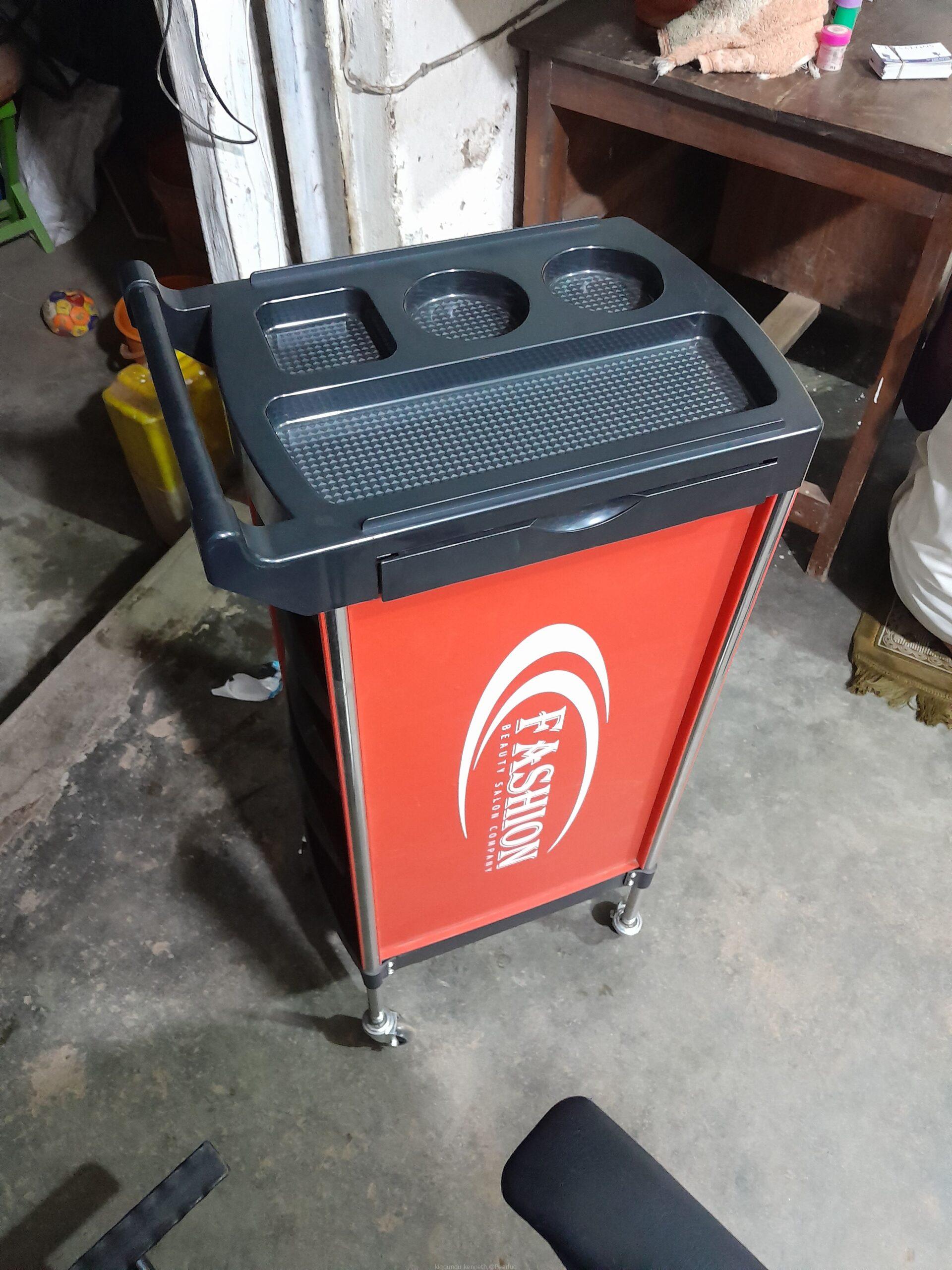 Saloon trolley