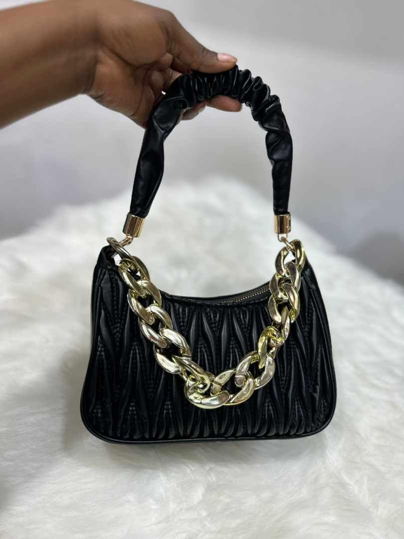 Shoulder bags