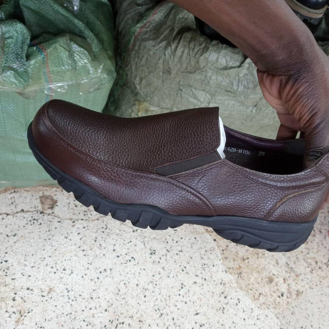 Clarks moccasin brown shoe