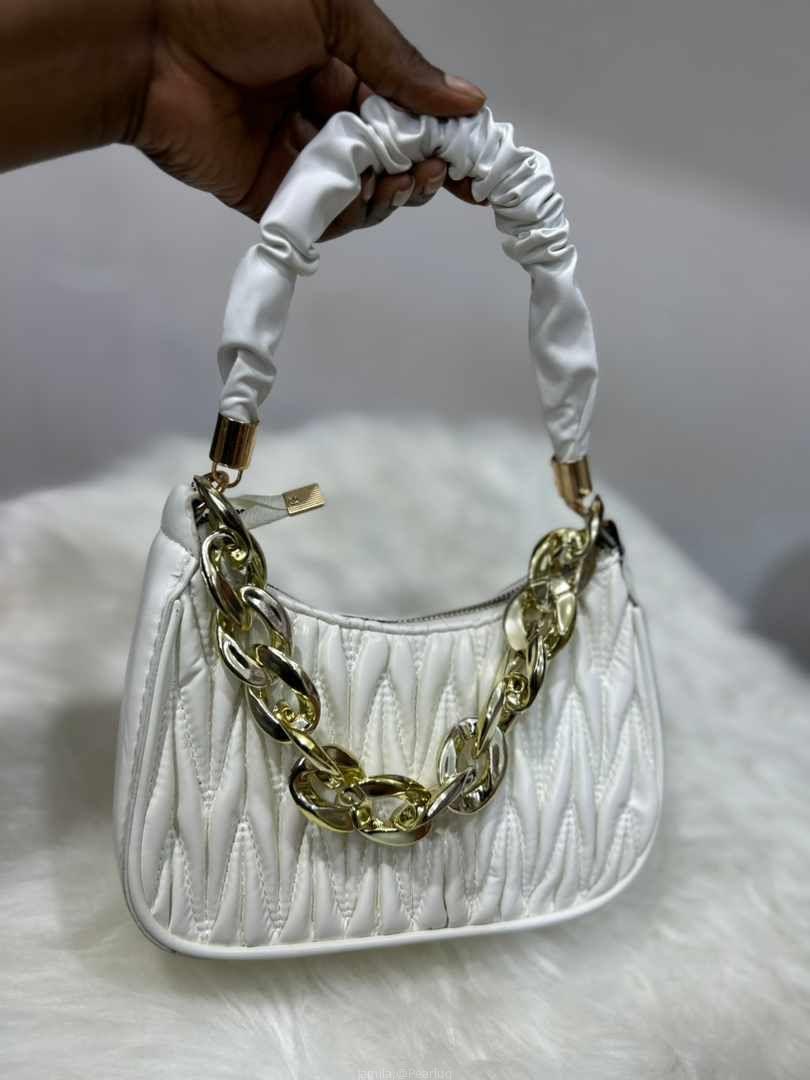 Shoulder bags