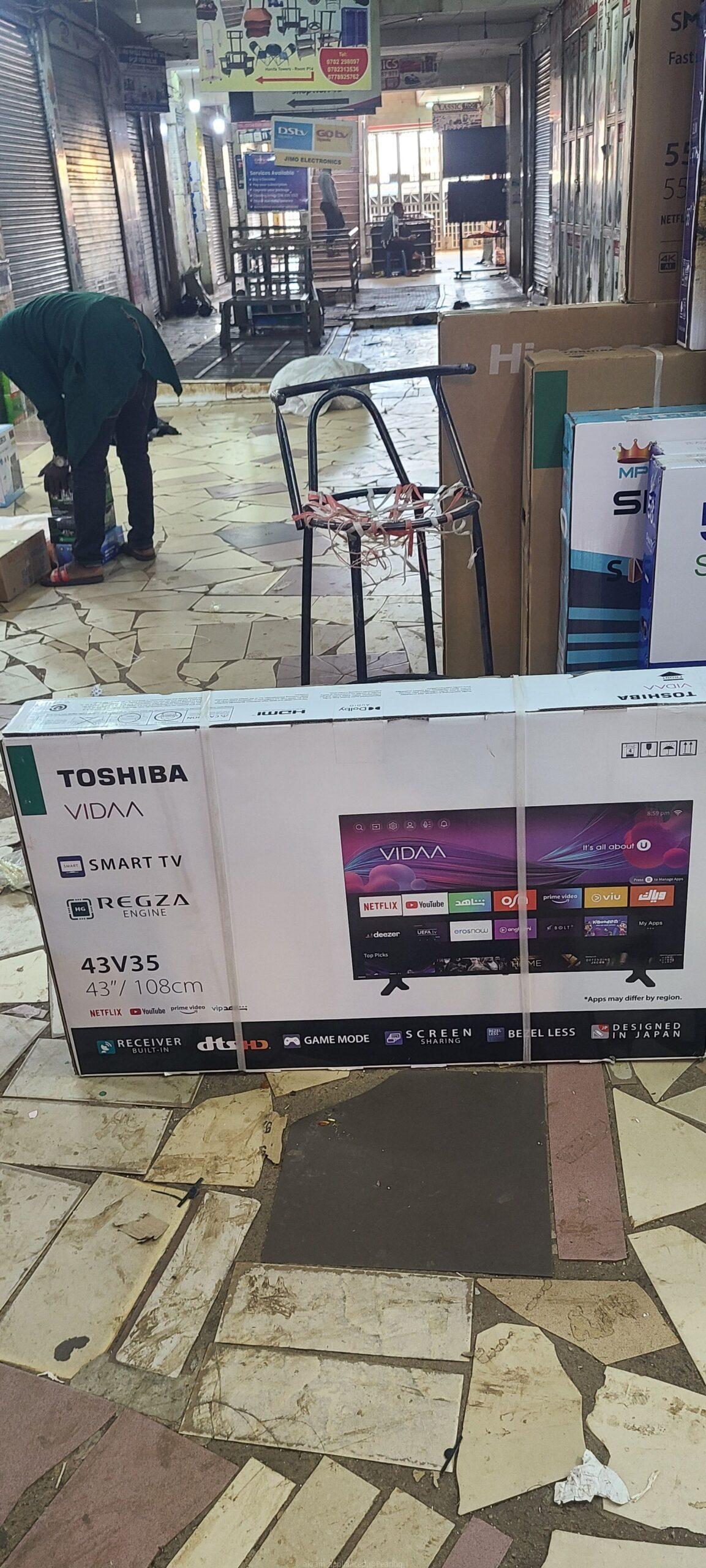 TOSHIBA 43 SMART